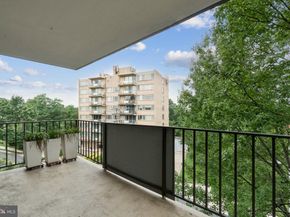 1515 S Arlington Ridge Road 603, Arlington VA 22202