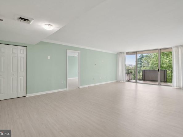 1515 S Arlington Ridge Road 603, Arlington VA 22202