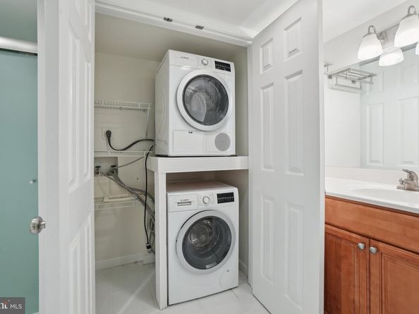1515 S Arlington Ridge Road 603, Arlington VA 22202