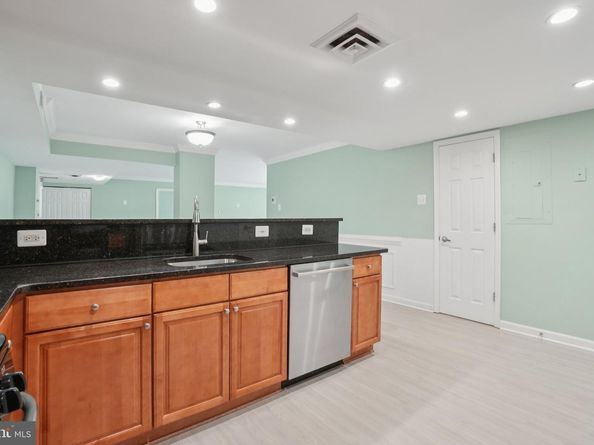 1515 S Arlington Ridge Road 603, Arlington VA 22202