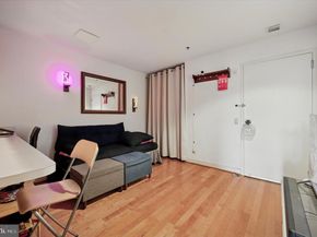 1100 Vine Street 1409, Philadelphia PA 19107
