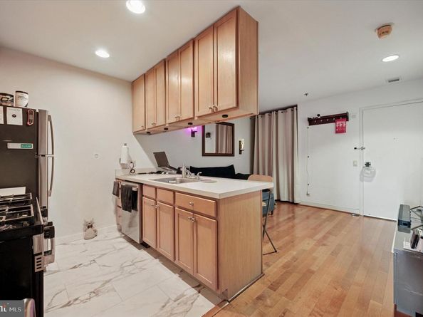 1100 Vine Street 1409, Philadelphia PA 19107