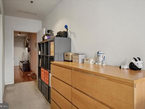 1100 Vine Street 1409, Philadelphia PA 19107