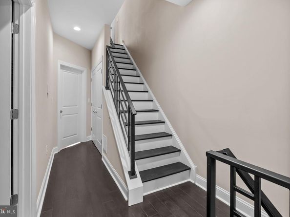 2113 Reed Street, Philadelphia PA 19146