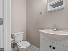 2113 Reed Street, Philadelphia PA 19146