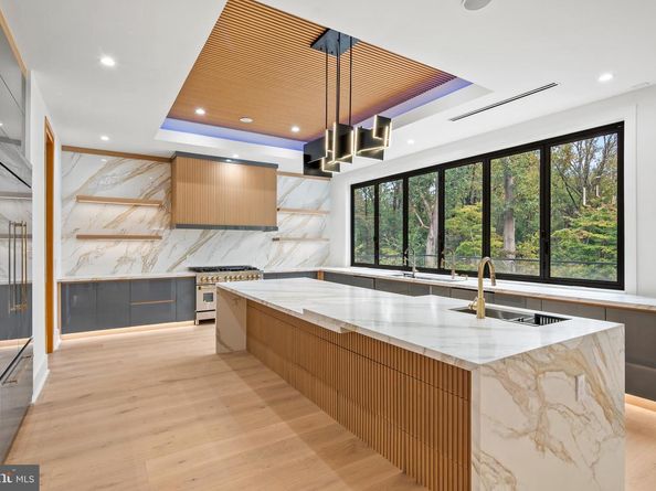 1205 Crest Lane, Mclean VA 22101