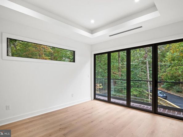 1205 Crest Lane, Mclean VA 22101