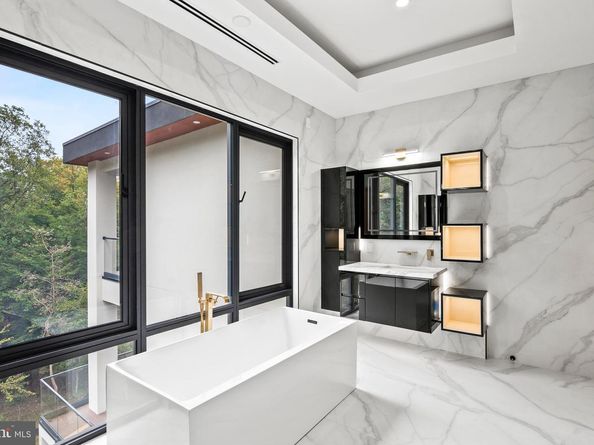 1205 Crest Lane, Mclean VA 22101