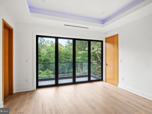 1205 Crest Lane, Mclean VA 22101