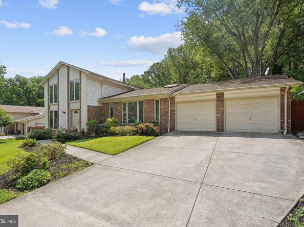 9207 Bois Avenue, Vienna VA 22182