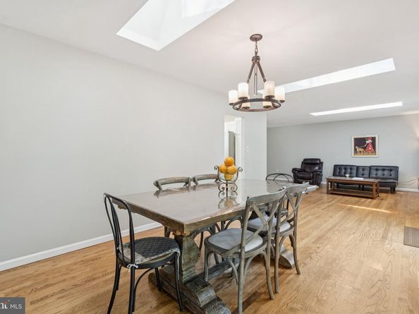 9207 Bois Avenue, Vienna VA 22182