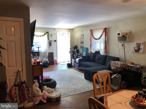 539 Pershing Avenue, Darby PA 19023