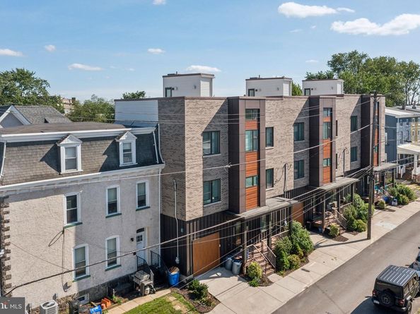 6526 Ridge Avenue, Philadelphia PA 19128