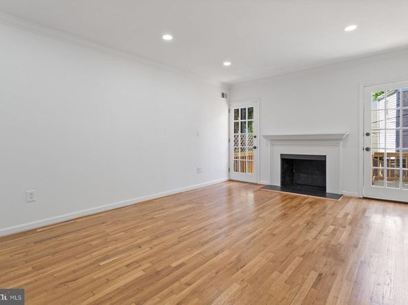 337 11TH Street SE, Washington DC 20003