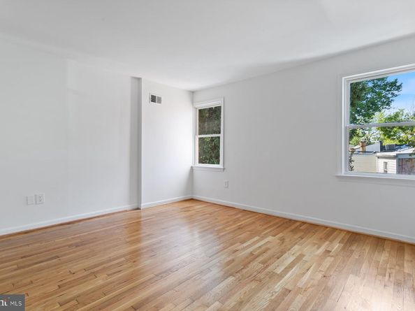 337 11TH Street SE, Washington DC 20003