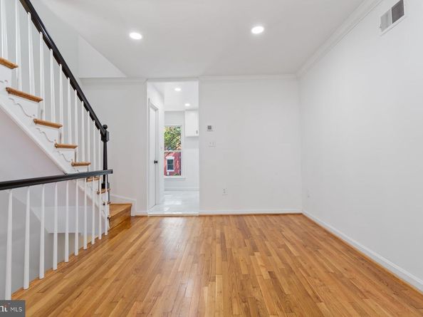 337 11TH Street SE, Washington DC 20003