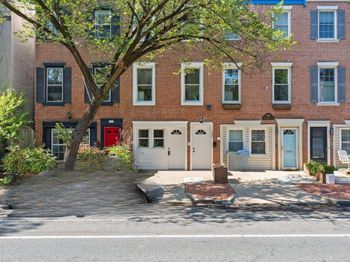 337 11TH Street SE