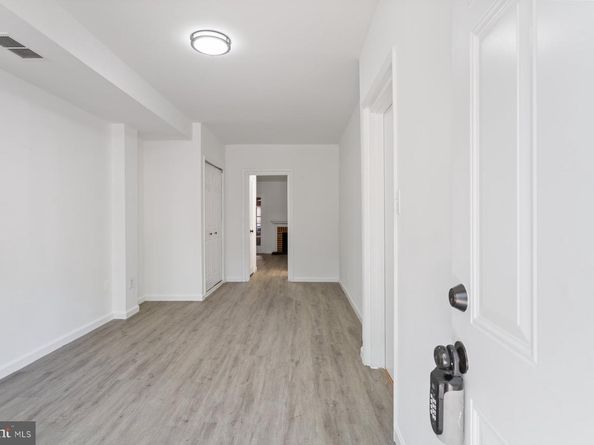337 11TH Street SE, Washington DC 20003