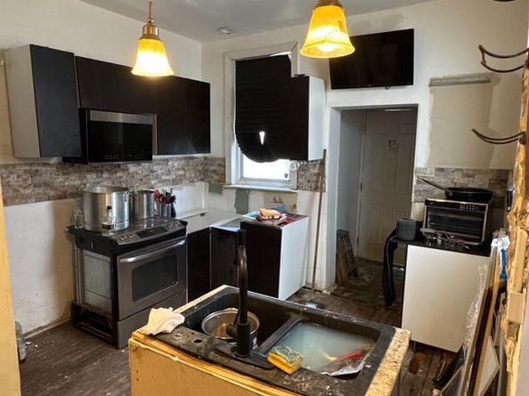 1735 S 55TH Street, Philadelphia PA 19143