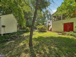 417 Toland Drive, Fort Washington PA 19034