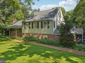 417 Toland Drive, Fort Washington PA 19034