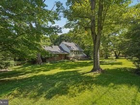 417 Toland Drive, Fort Washington PA 19034