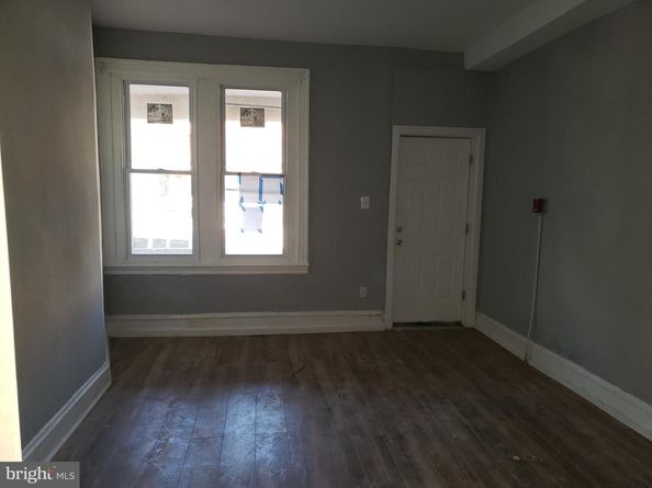 1742 W Erie Avenue, Philadelphia PA 19140