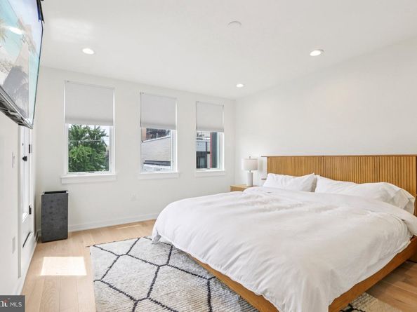953 N Marshall Street, Philadelphia PA 19123
