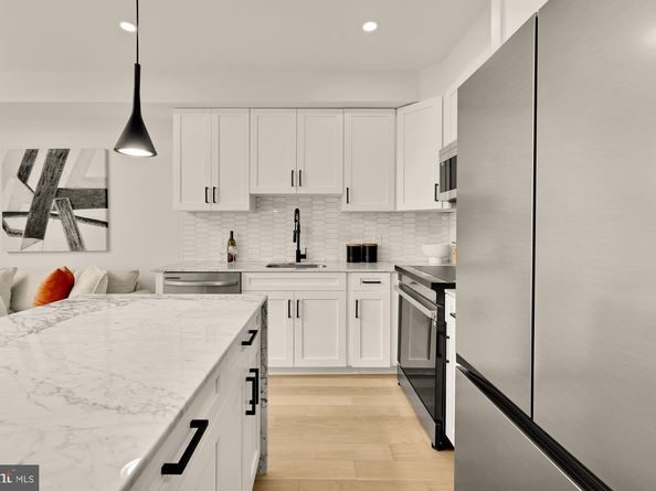 2610 41st Street NW 5, Washington DC 20007