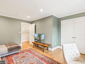 5537 Hawthorne Place NW, Washington DC 20016
