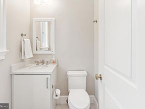 5537 Hawthorne Place NW, Washington DC 20016