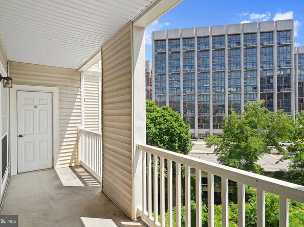 4551 Strutfield Lane 4315, Alexandria VA 22311