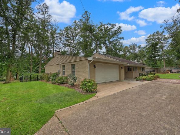 7400 Braddock Road, Annandale VA 22003