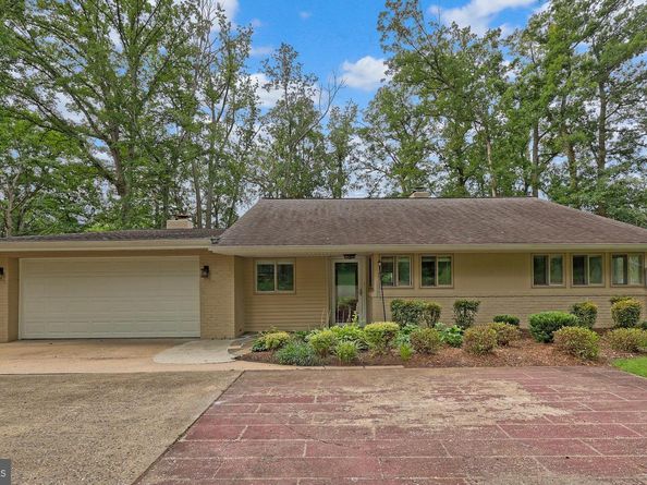 7400 Braddock Road, Annandale VA 22003