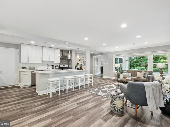 7400 Braddock Road, Annandale VA 22003