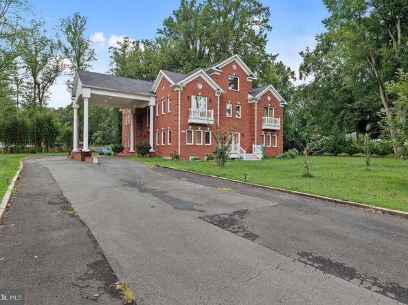 7230 Beverly Street, Annandale VA 22003