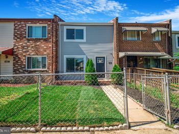 1325 Barnaby Terrace SE