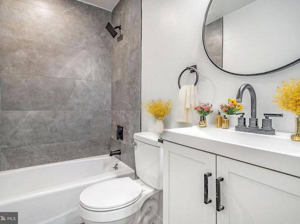 1325 Barnaby Terrace SE, Washington DC 20032