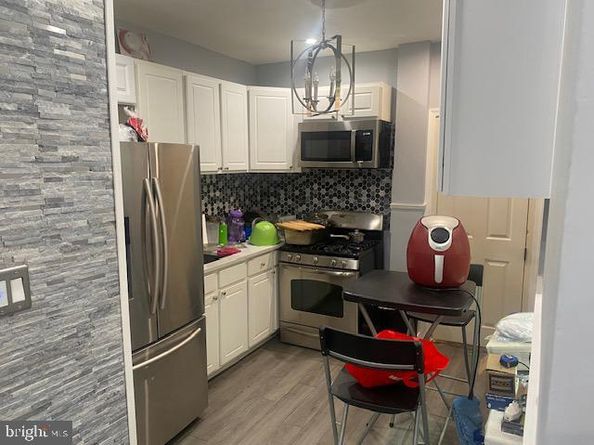 3 S 6TH Street, Darby PA 19023