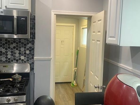 3 S 6TH Street, Darby PA 19023