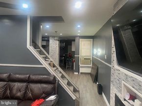 3 S 6TH Street, Darby PA 19023