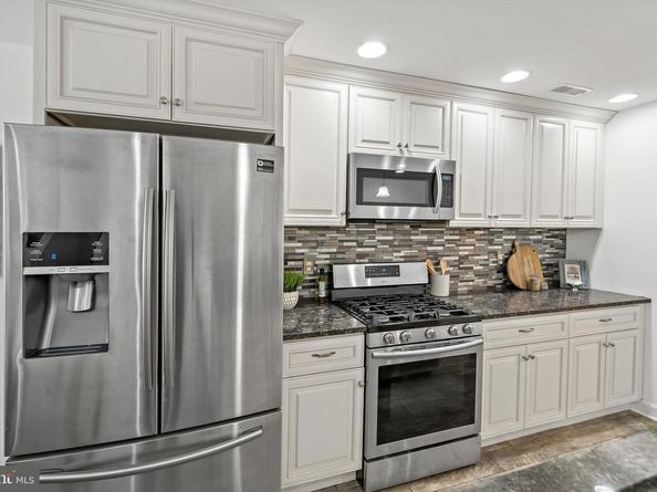 1818 N Front Street B, Philadelphia PA 19122