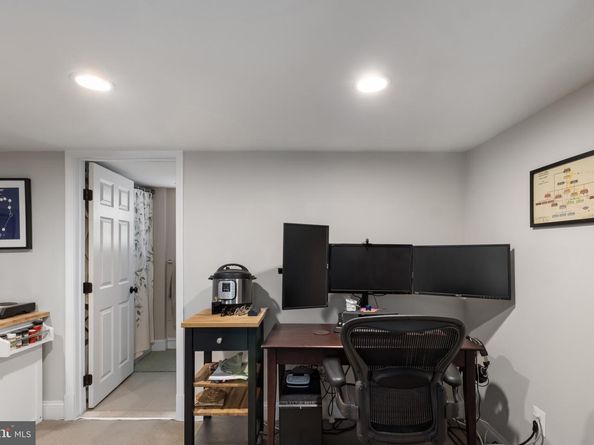 3528 14TH Street N, Arlington VA 22201