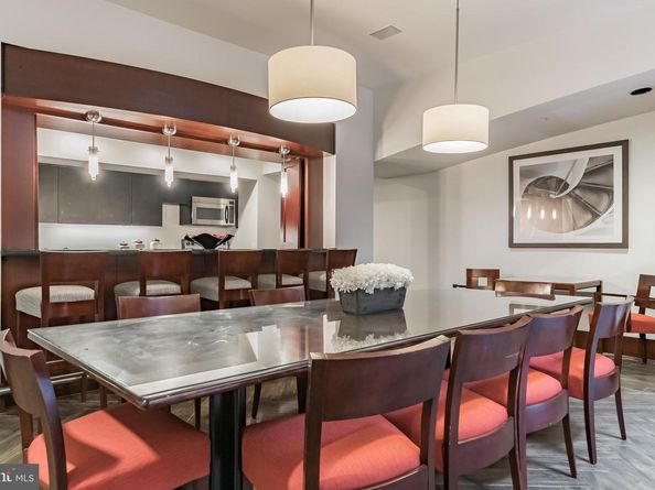 1600 Arch Street 1407, Philadelphia PA 19103