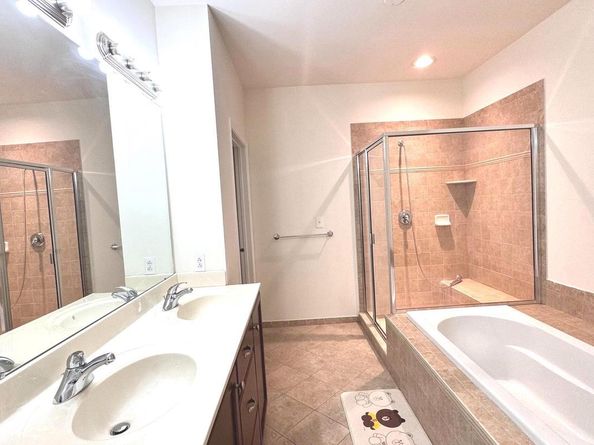 423 Carson Terrace, Huntingdon Valley PA 19006