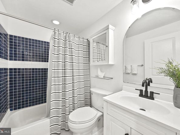 77 U Street NW 2, Washington DC 20001