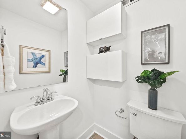 77 U Street NW 2, Washington DC 20001