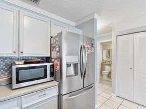 14515 SW 139th Ave Circle E, Miami FL 33186