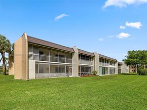 110 Lake Meryl Drive 216, West Palm Beach FL 33411