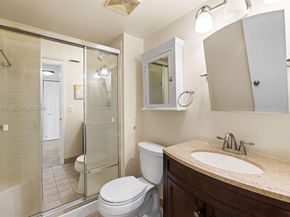 110 Lake Meryl Drive 216, West Palm Beach FL 33411